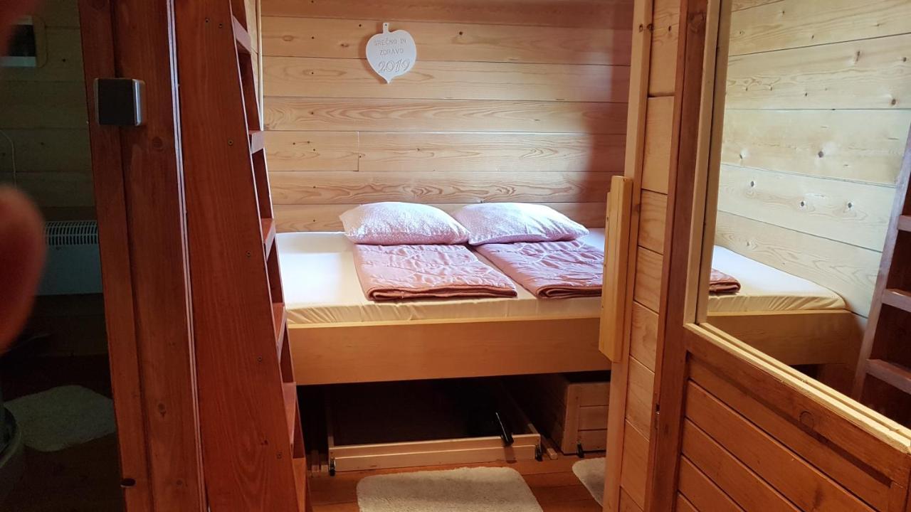 카테즈 옵 사비 Gnezdo Vid-Ik 빌라 외부 사진
